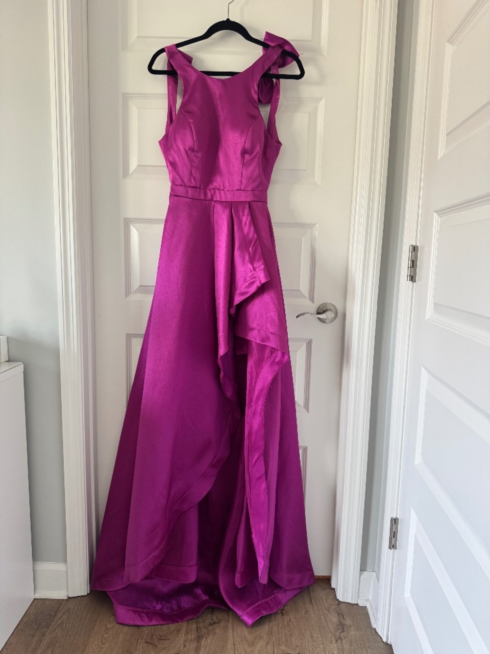 B. Darlin Juniors High-Low / Asymmetric Long Dress Formal *NWT*